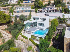Peaceful Oasis in Jávea Villa with Sea Views and Pool